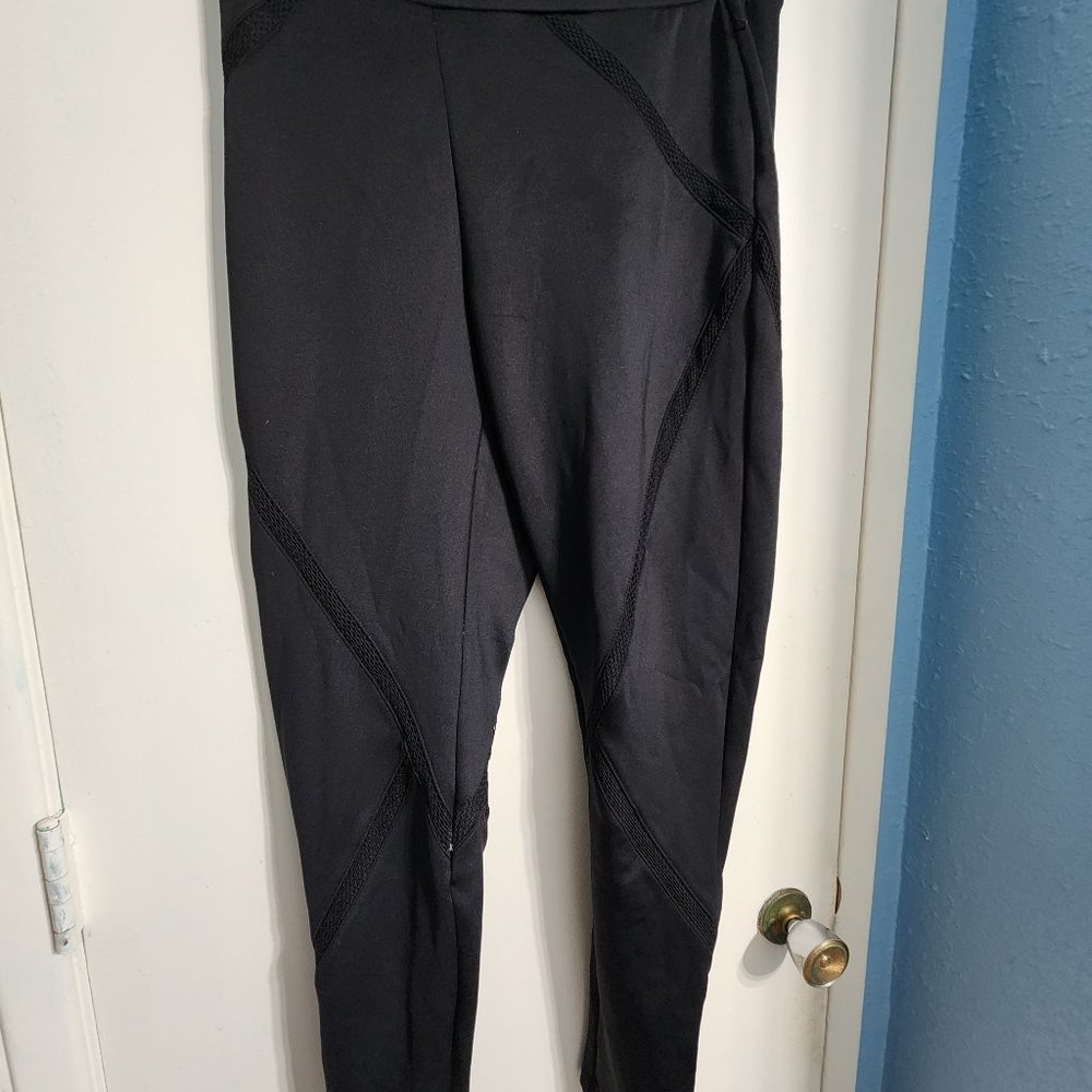 Black leggings